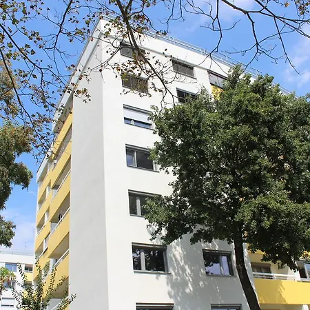 Penthouse Am Park Homestay Graz